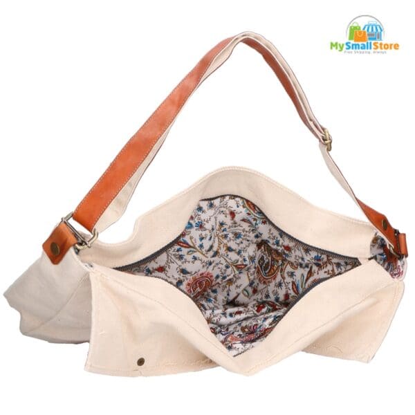 Monica Bini White Shoulder Bag - Stunning And Stylish Accessory 4