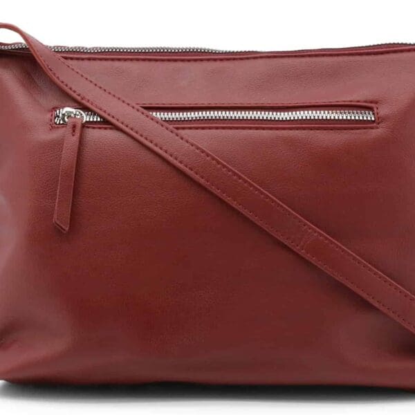 Stylish Laura Biagiotti Bennie Red Shoulder Bag - Perfect For Every Occasion! 6