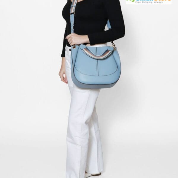 Monica Bini Blue Shoulder Bag - Genuine Leather - Chic And Versatile 12